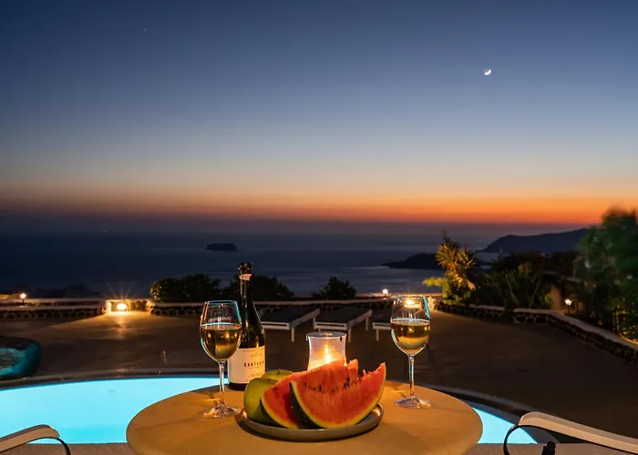 Oinos - Sunset Views * Ormos Athinios